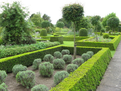 Gärten in England Deene Park